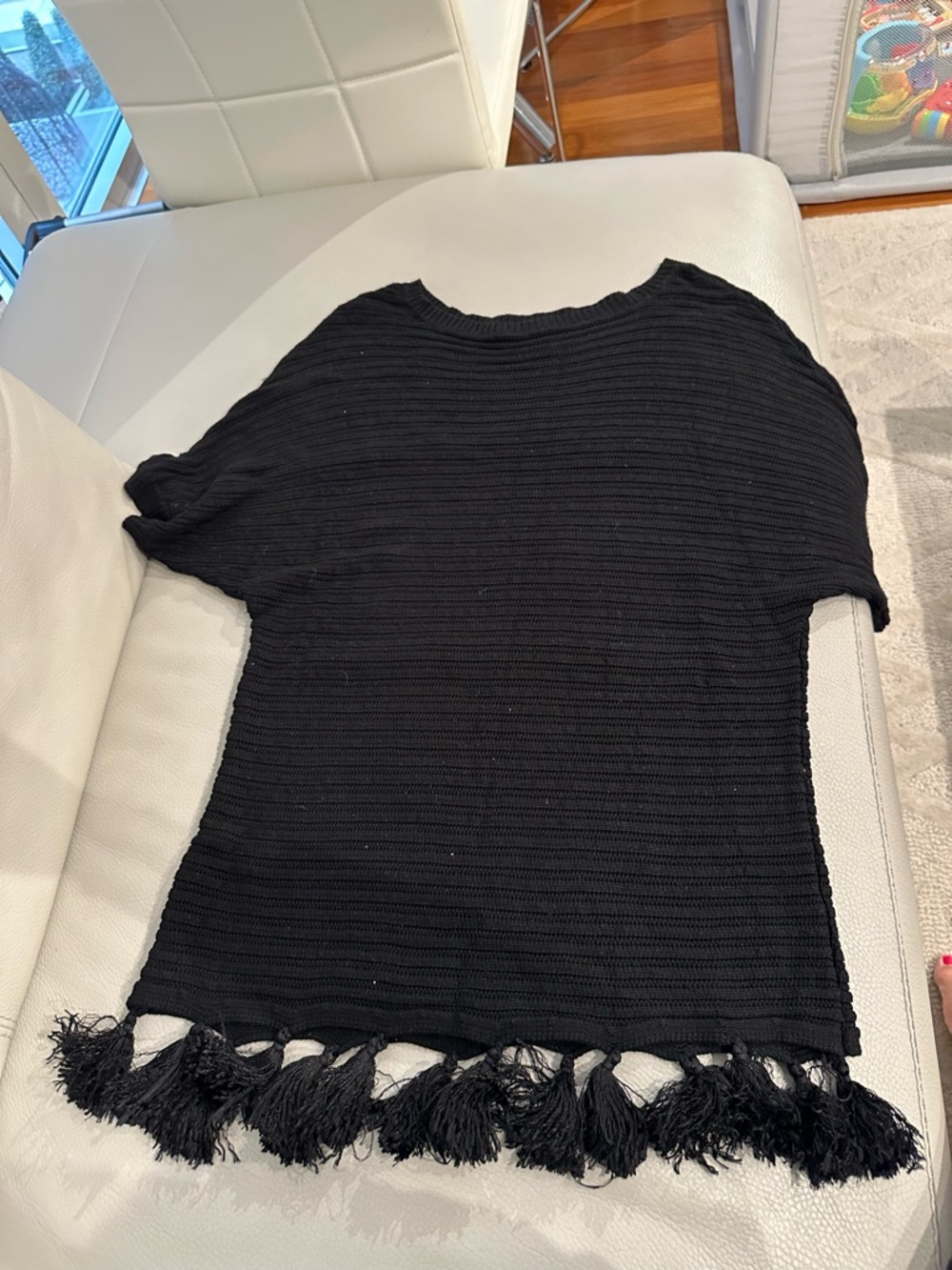 Black Tassel-Hem Knit Sweater Top - Women - Size M